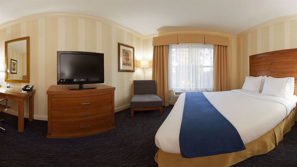 Holiday Inn Express Hotel & Suites Santa Cruz By Ihg Eksteriør bilde